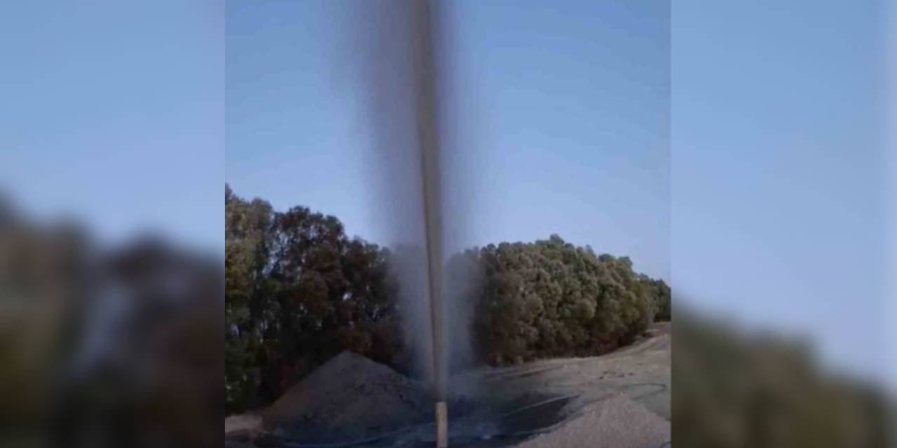 inekleri icin arazisinde sondaj yapti 88 metrede fiskiran siviyi gorunce gozlerine inanamadi VnL9iY8r