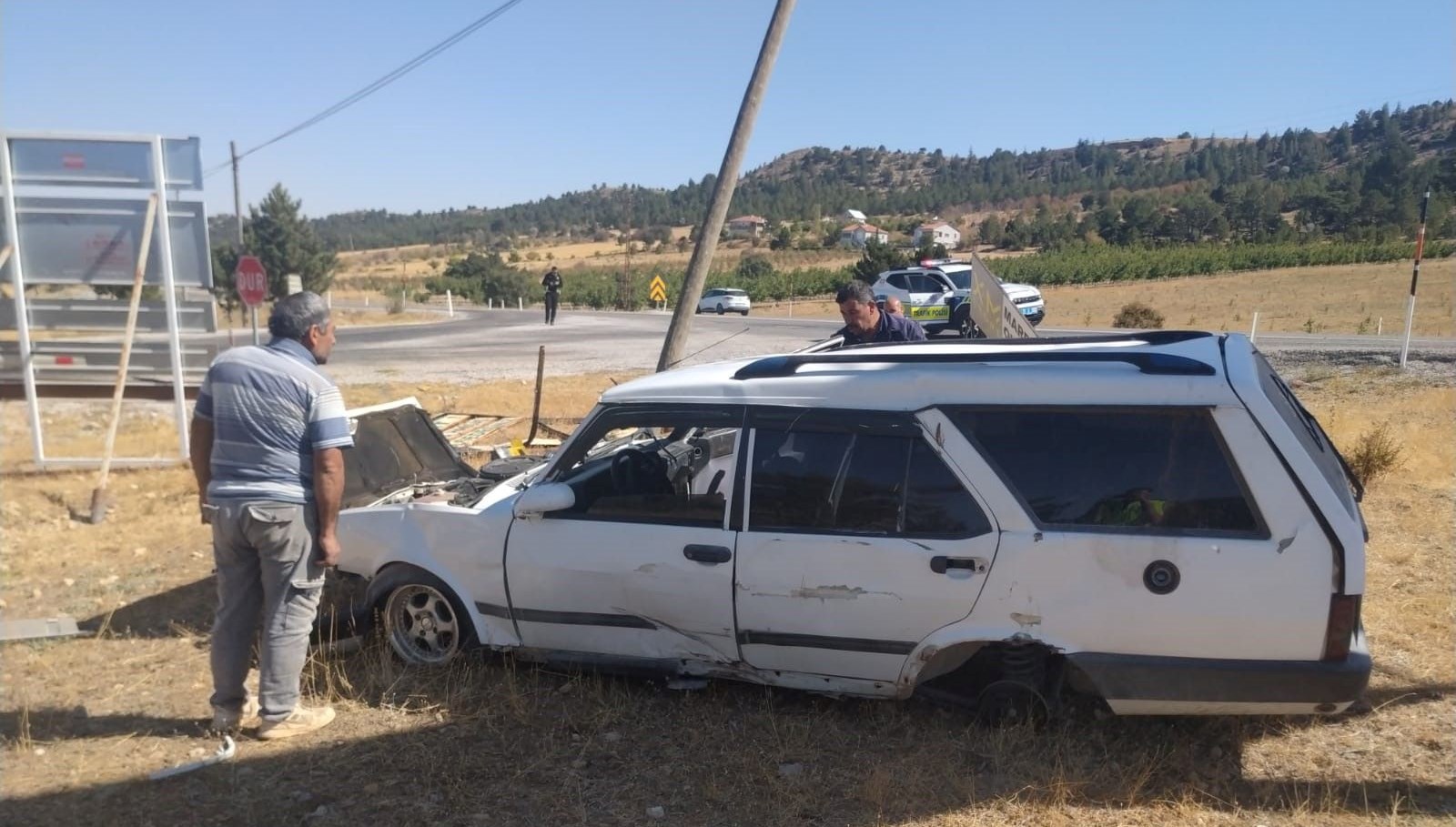 karamanda otomobil takla atti 2 yarali eSQildZC