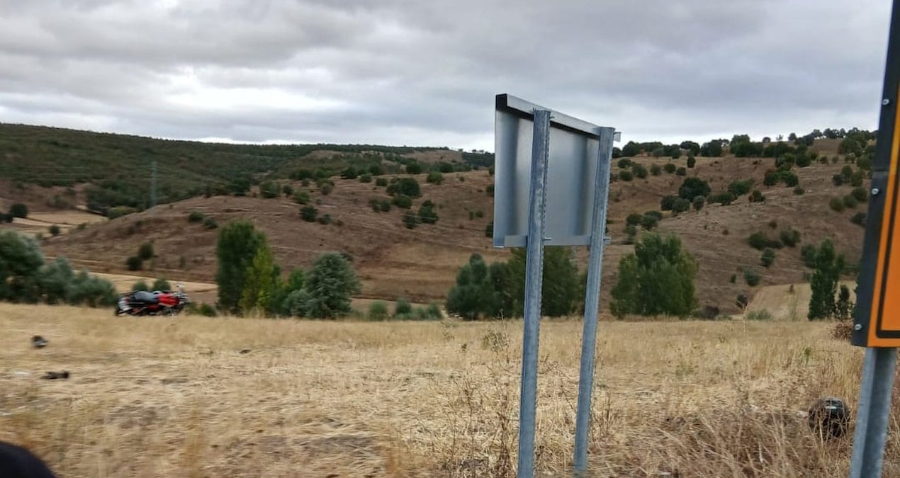 tokatta motosiklet tarlaya devrildi 1 olu V5IhBH98