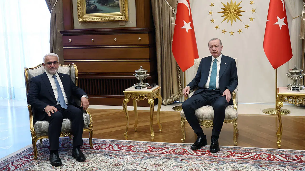 erdogan sarayda huda pari kabul etti wuxj4sDY.jpg