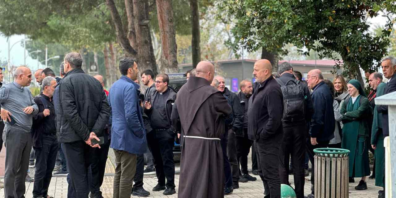 vatikan heyeti iznikte aferCrP7.jpg